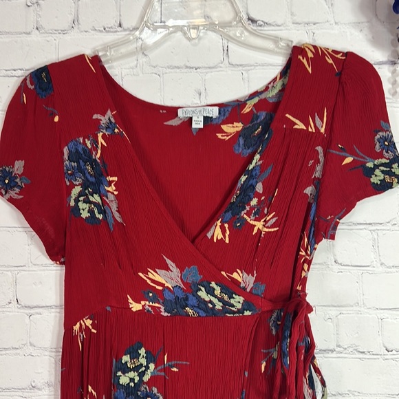 Patrons of Peace floral wrap dress - Picture 3 of 12